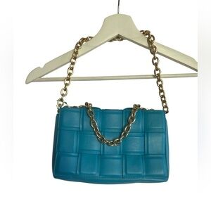 Forever 21 Turquoise Vegan Leather woven Cross Body Purse Golden Chain NEW